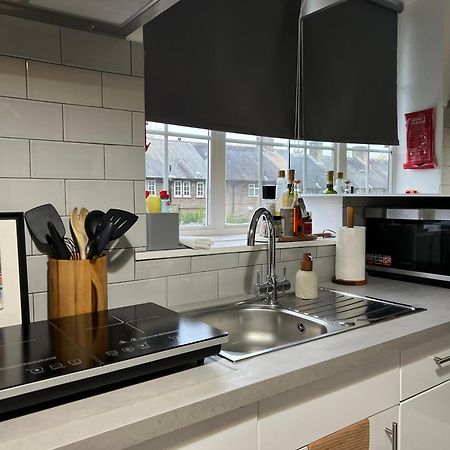 Stylish Putney Village Flat London Ngoại thất bức ảnh